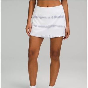 Lululemon NWT tennis skirt: Pace Rival Mid-Rise Skirt
Long